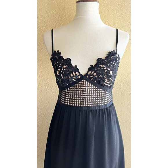 Theory Womens Black Melaena Blush Contrast Crochet Lace Dress Multi sizes $455 - Picture 4 of 12